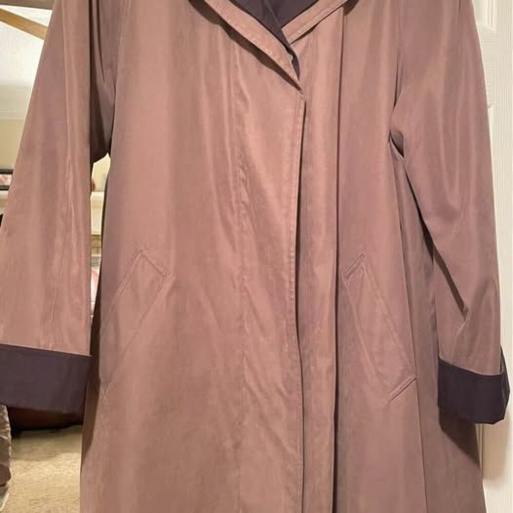 Women's Vintage (size large) Gallery New York-All Weather Coat